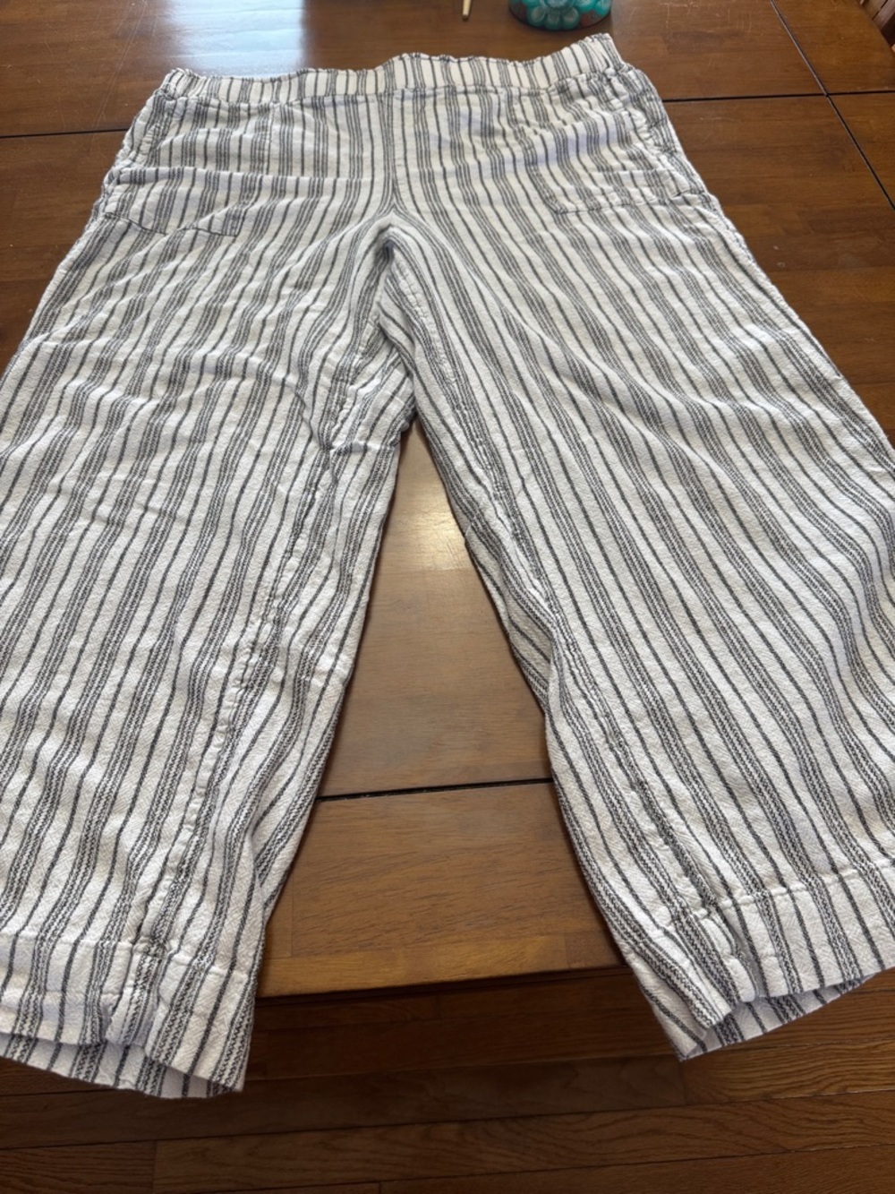 Time and Tru White and Black Striped Wide Leg Pants